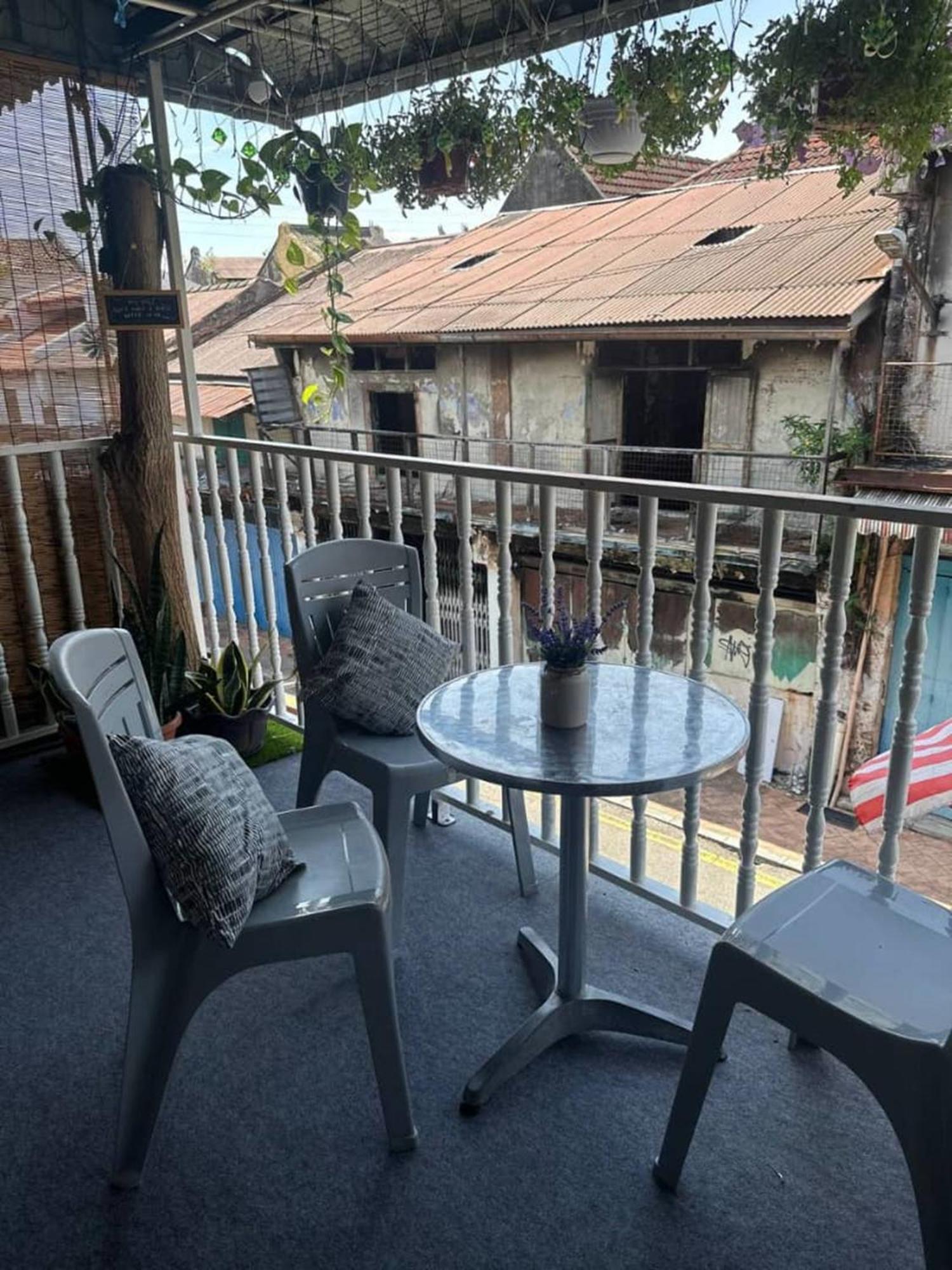 Spot On 90898 Kasturi Alley Guest House & Cat Hotel Melaka Zewnętrze zdjęcie