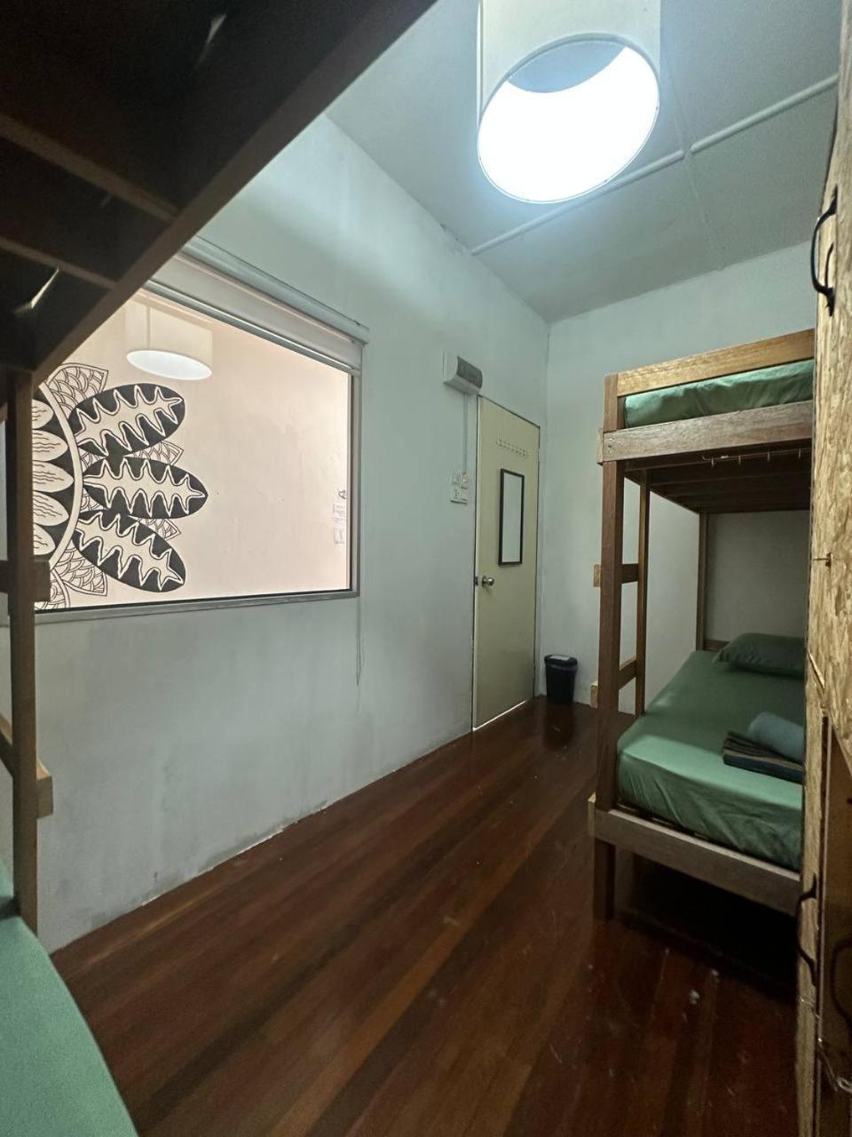 Spot On 90898 Kasturi Alley Guest House & Cat Hotel Melaka Zewnętrze zdjęcie