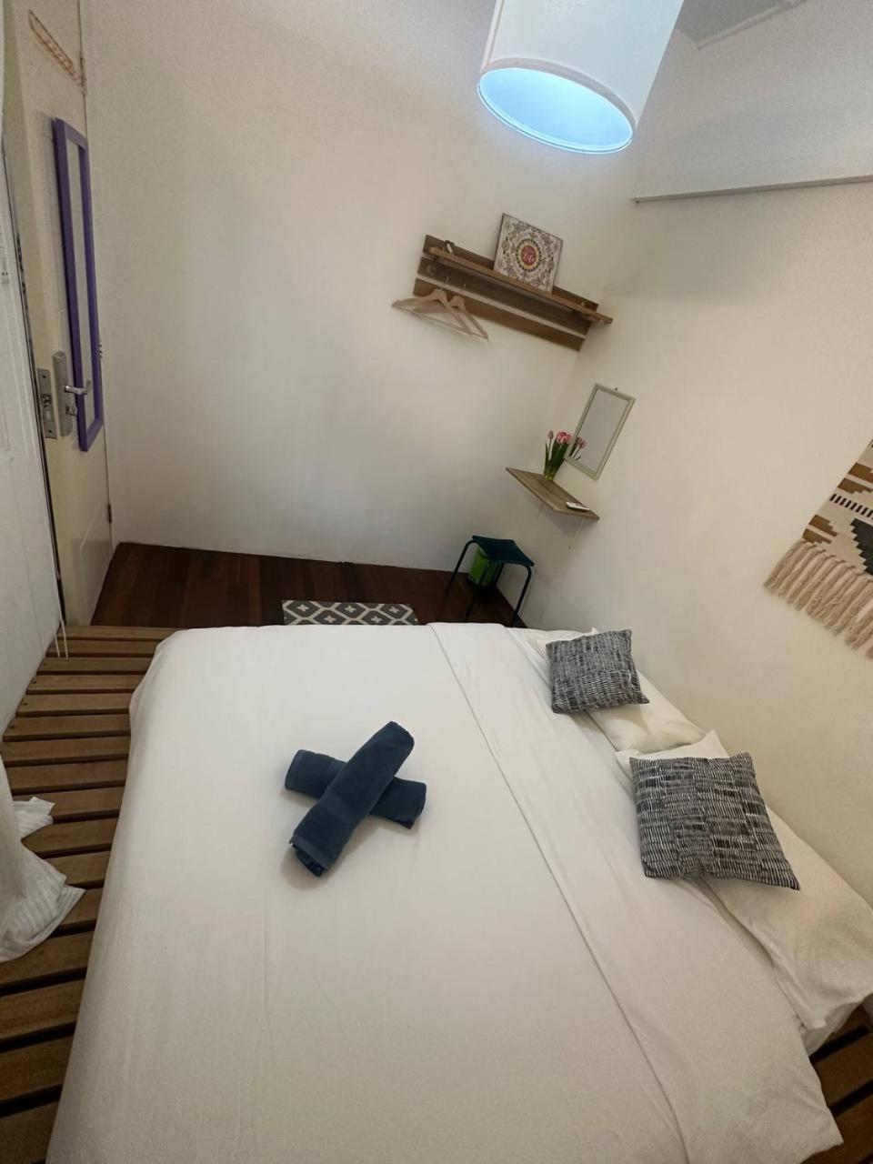 Spot On 90898 Kasturi Alley Guest House & Cat Hotel Melaka Zewnętrze zdjęcie